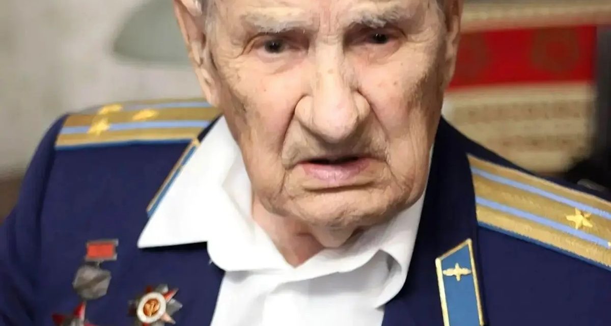 Ветеран Константин Пищулин отметил 100-летие и рассказал, почему радуется каждому дню
