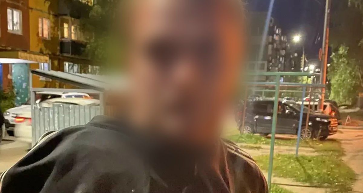 29-летнего мужчину задержали по подозрению в убийстве матери и нападении на сестру