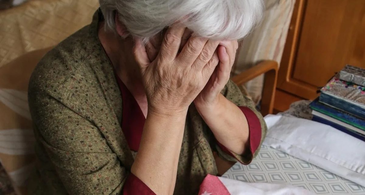 83-летняя нижегородка называла курьерам кодовое слово «Пальма» и отдала 3 705 050 рублей